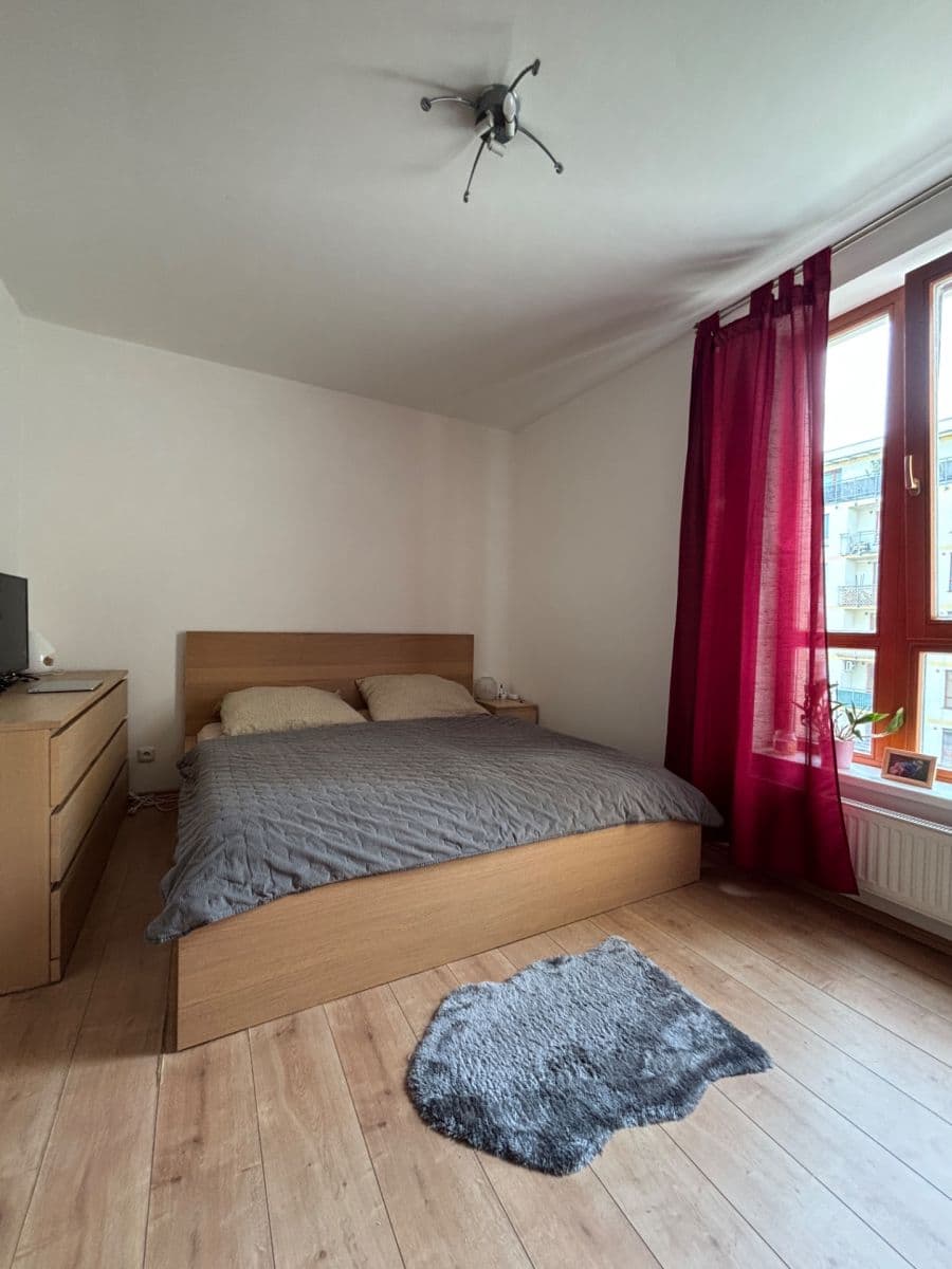 Prenájom bytu 2-izbový 48 m², Pod Haltýřem, Praha, Praha Prenájom bytu 2-izbový 48 m², Pod Haltýřem, Praha, Praha