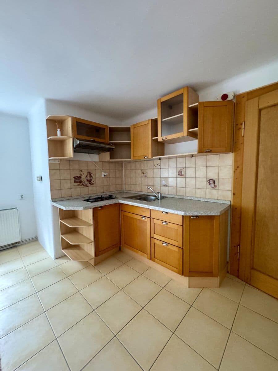 Prenájom bytu 2-izbový 41 m², Mlýnská, Liberec, Liberecký kraj Prenájom bytu 2-izbový 41 m², Mlýnská, Liberec, Liberecký kraj