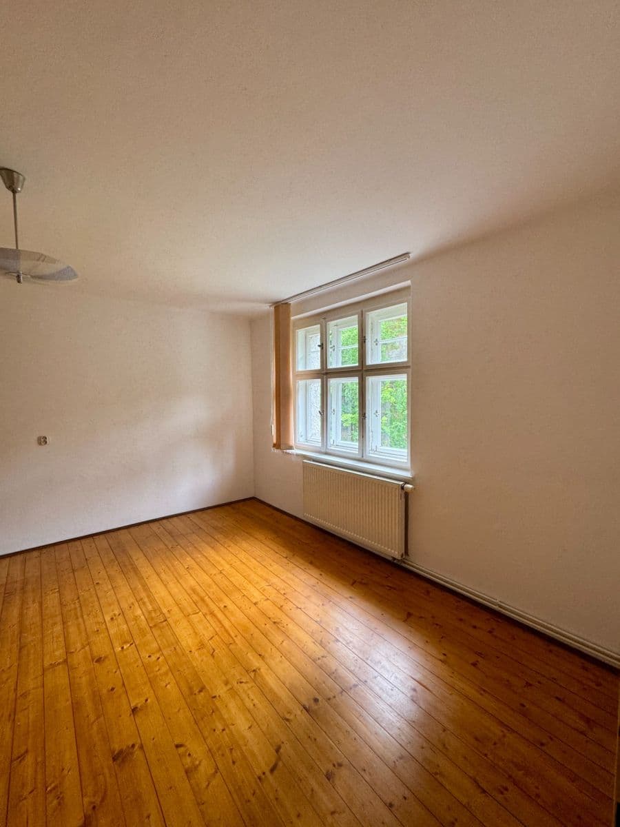 Prenájom bytu 2-izbový 41 m², Mlýnská, Liberec, Liberecký kraj Prenájom bytu 2-izbový 41 m², Mlýnská, Liberec, Liberecký kraj