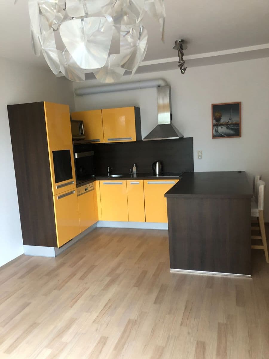 Prenájom bytu 2-izbový 48 m², Poděbradská, Praha, Praha Prenájom bytu 2-izbový 48 m², Poděbradská, Praha, Praha