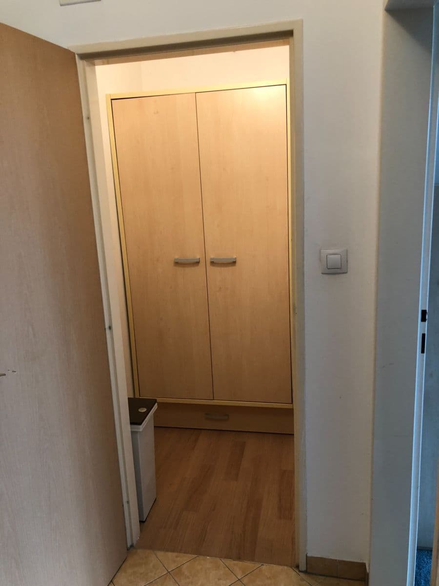 Prenájom bytu 2-izbový 48 m², Poděbradská, Praha, Praha Prenájom bytu 2-izbový 48 m², Poděbradská, Praha, Praha