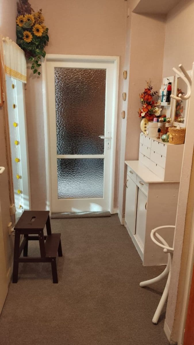 Predaj bytu 2-izbový 54 m², Ervěnická, Jirkov, Ústecký kraj Predaj bytu 2-izbový 54 m², Ervěnická, Jirkov, Ústecký kraj