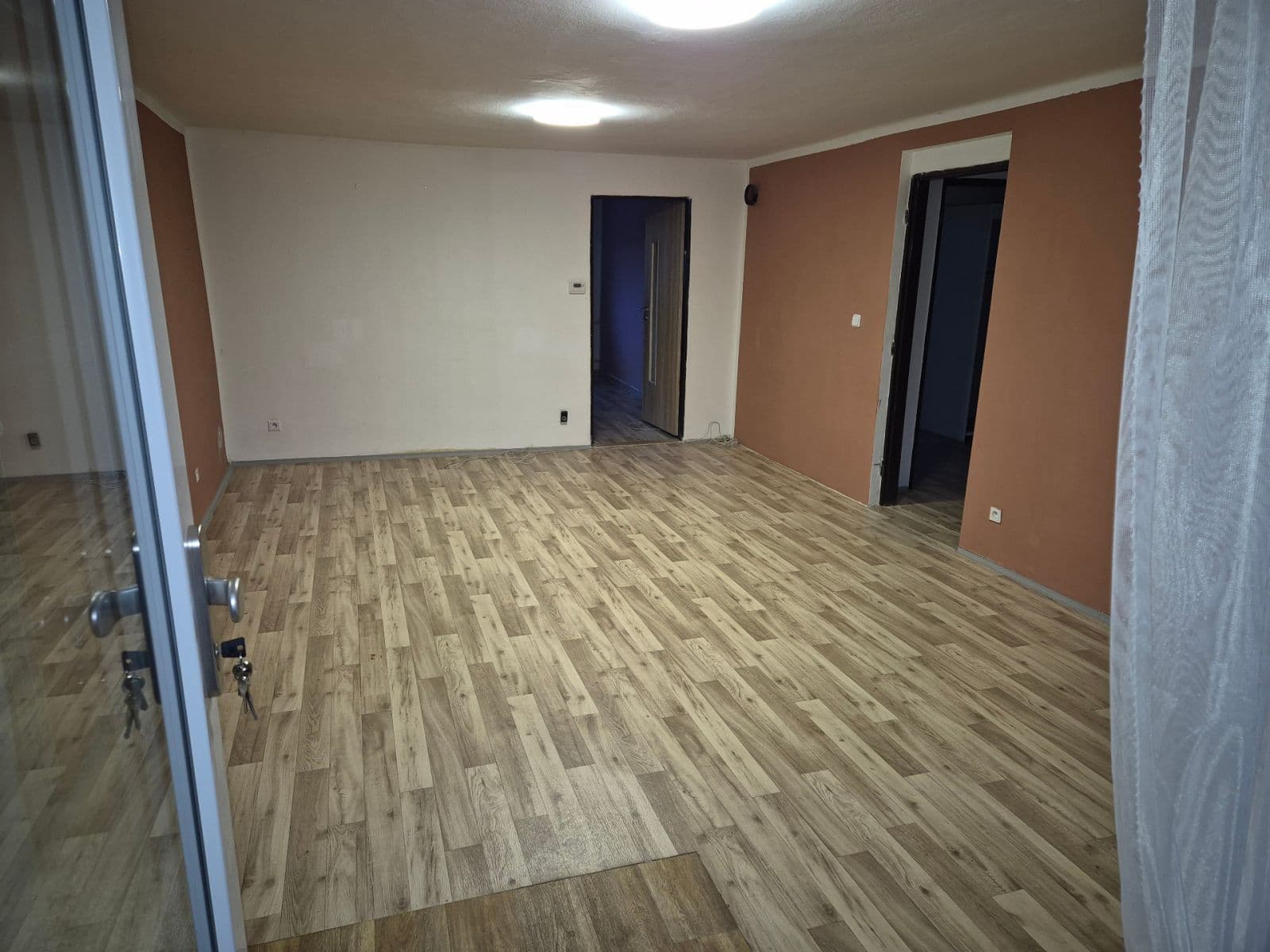 Prenájom bytu 3-izbový 90 m², Pod Špičákem, Česká Lípa, Liberecký kraj Prenájom bytu 3-izbový 90 m², Pod Špičákem, Česká Lípa, Liberecký kraj