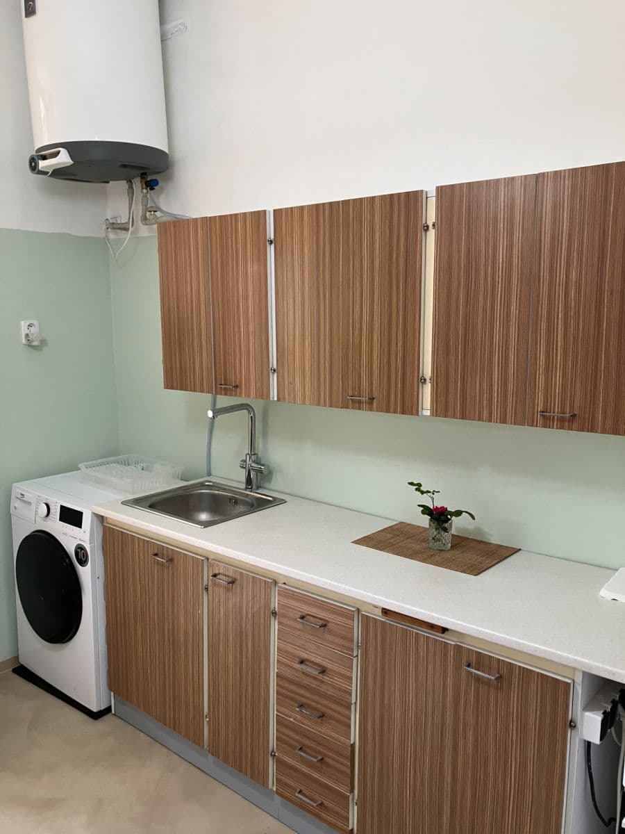 Prenájom bytu 2-izbový 45 m², Vaníčkova, Brno, Jihomoravský kraj Prenájom bytu 2-izbový 45 m², Vaníčkova, Brno, Jihomoravský kraj