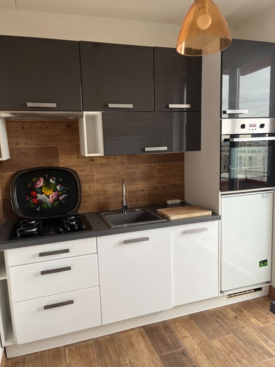 Predaj bytu 3-izbový 60 m², Račianska, Nové Mesto, Bratislavský kraj Predaj bytu 3-izbový 60 m², Račianska, Nové Mesto, Bratislavský kraj