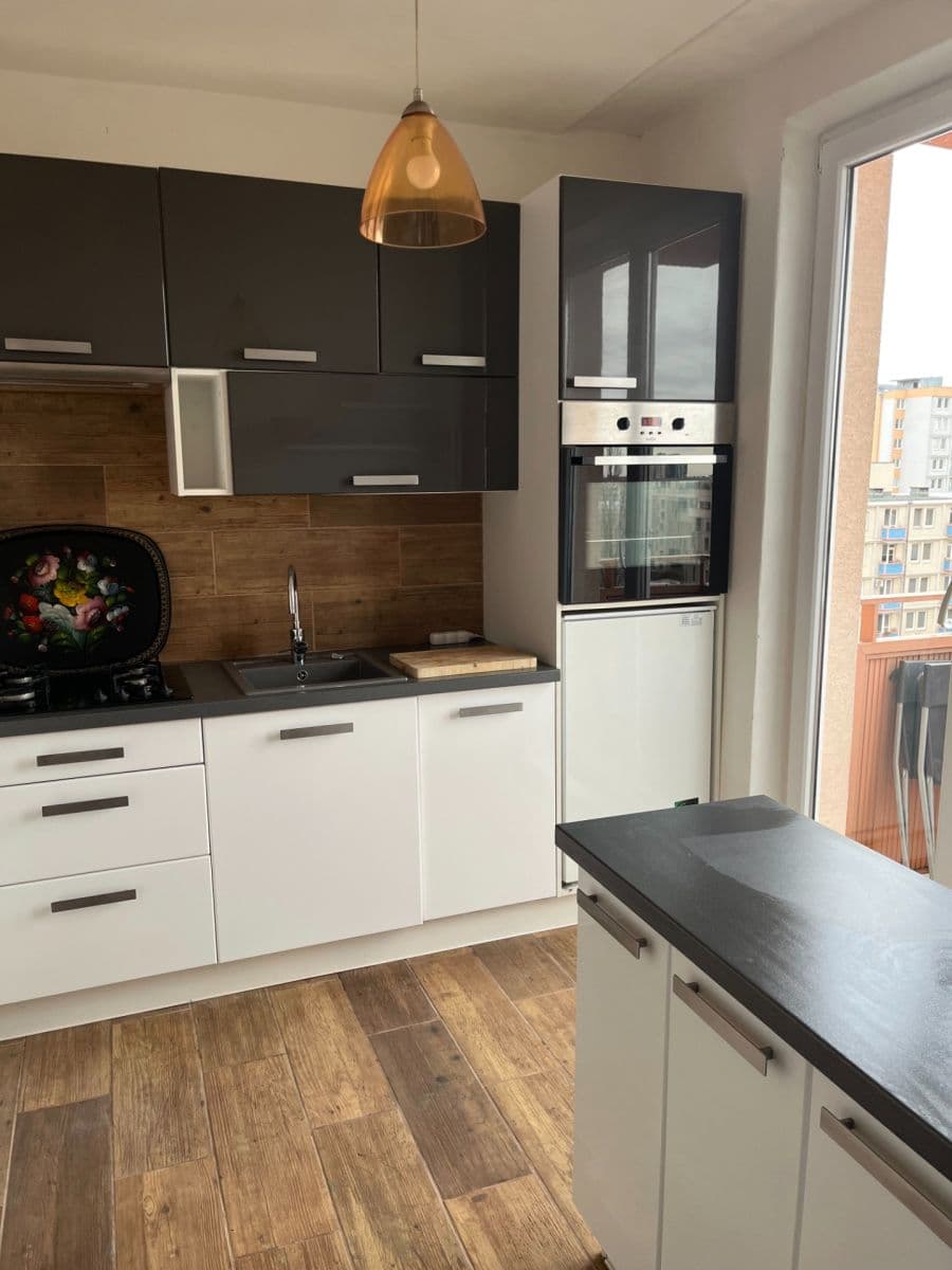 Predaj bytu 3-izbový 60 m², Račianska, Nové Mesto, Bratislavský kraj Predaj bytu 3-izbový 60 m², Račianska, Nové Mesto, Bratislavský kraj