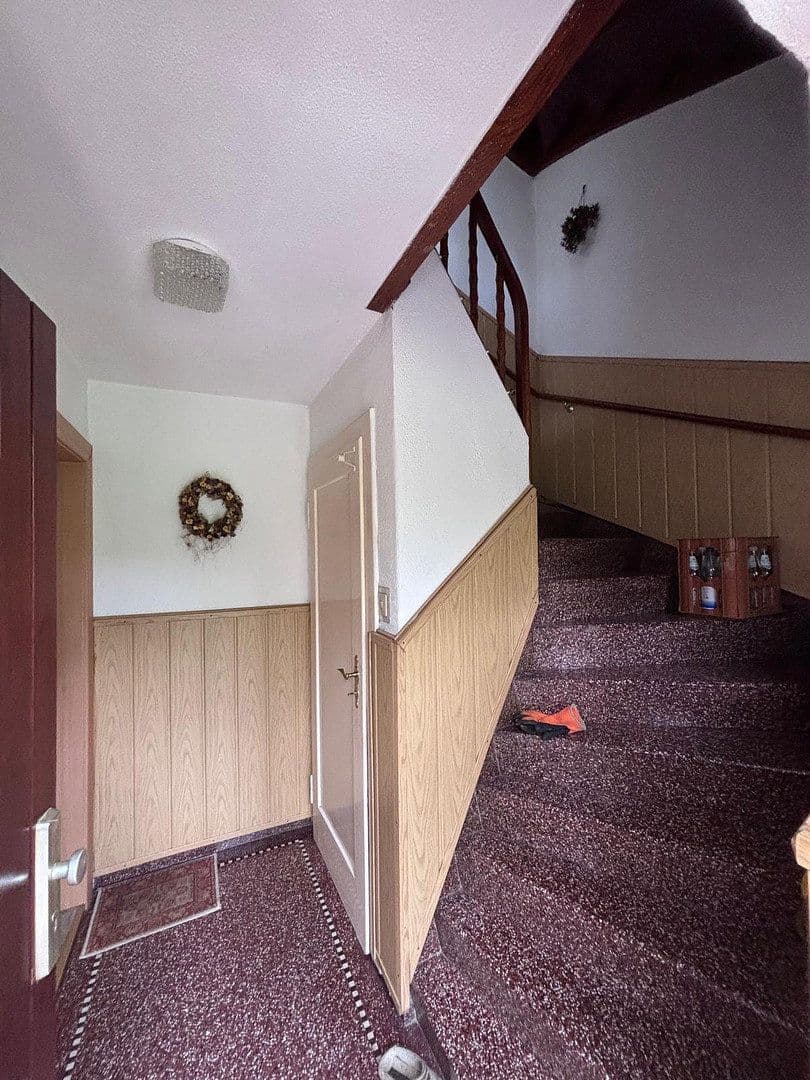 Predaj domu 100 m², pozemek 1.400 m², Braunsdorfer Straße 28, Freital, Sasko Predaj domu 100 m², pozemek 1.400 m², Braunsdorfer Straße 28, Freital, Sasko
