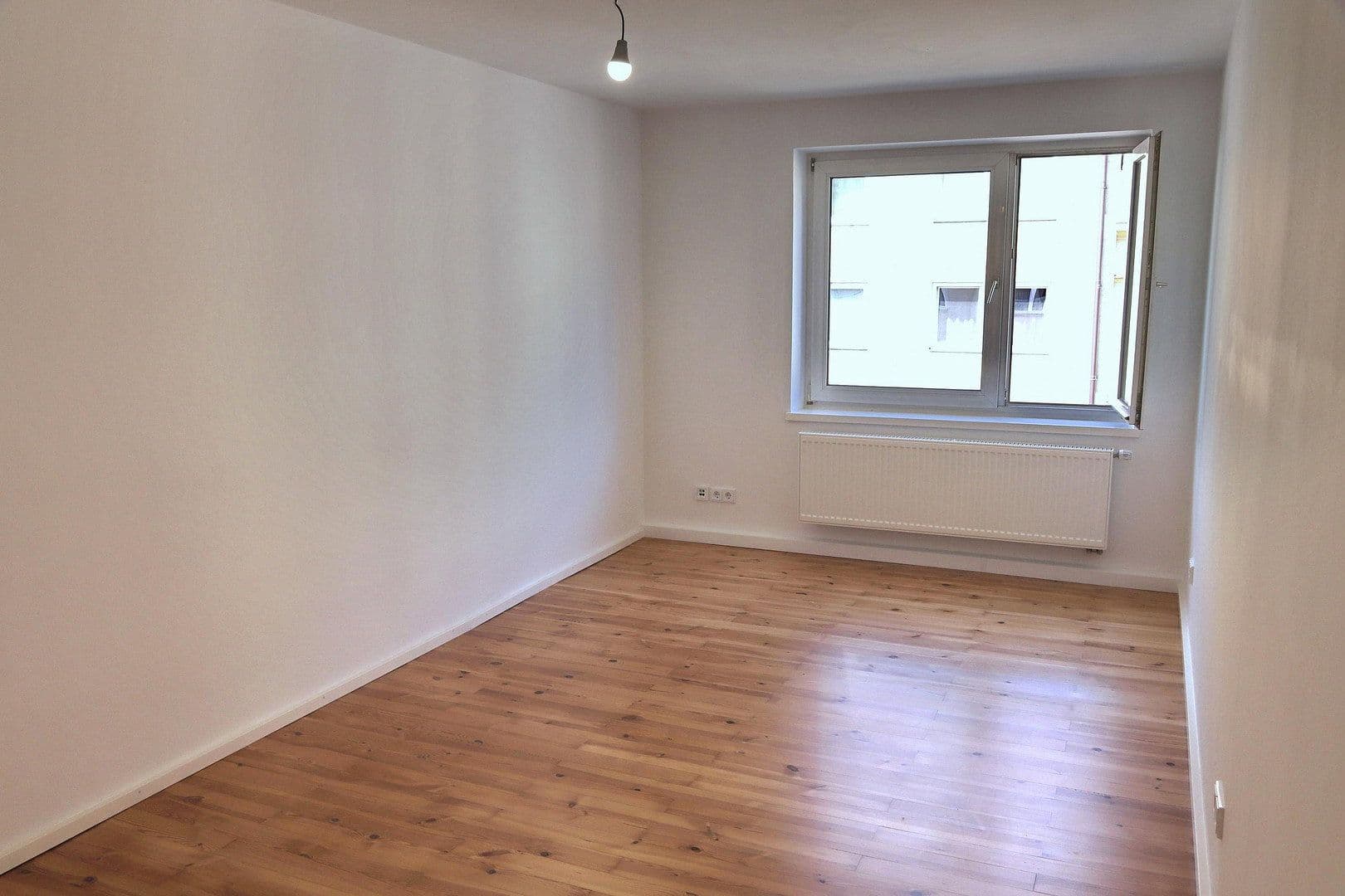 Predaj bytu 3-izbový 71 m², München, Bavorsko Predaj bytu 3-izbový 71 m², München, Bavorsko
