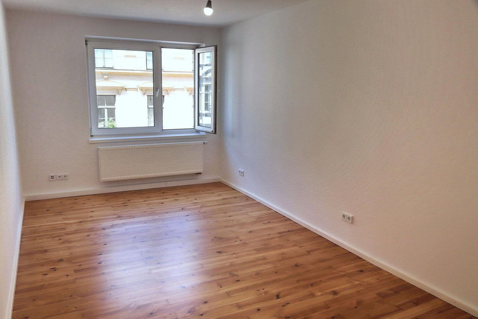 Predaj bytu 3-izbový 71 m², München, Bavorsko Predaj bytu 3-izbový 71 m², München, Bavorsko