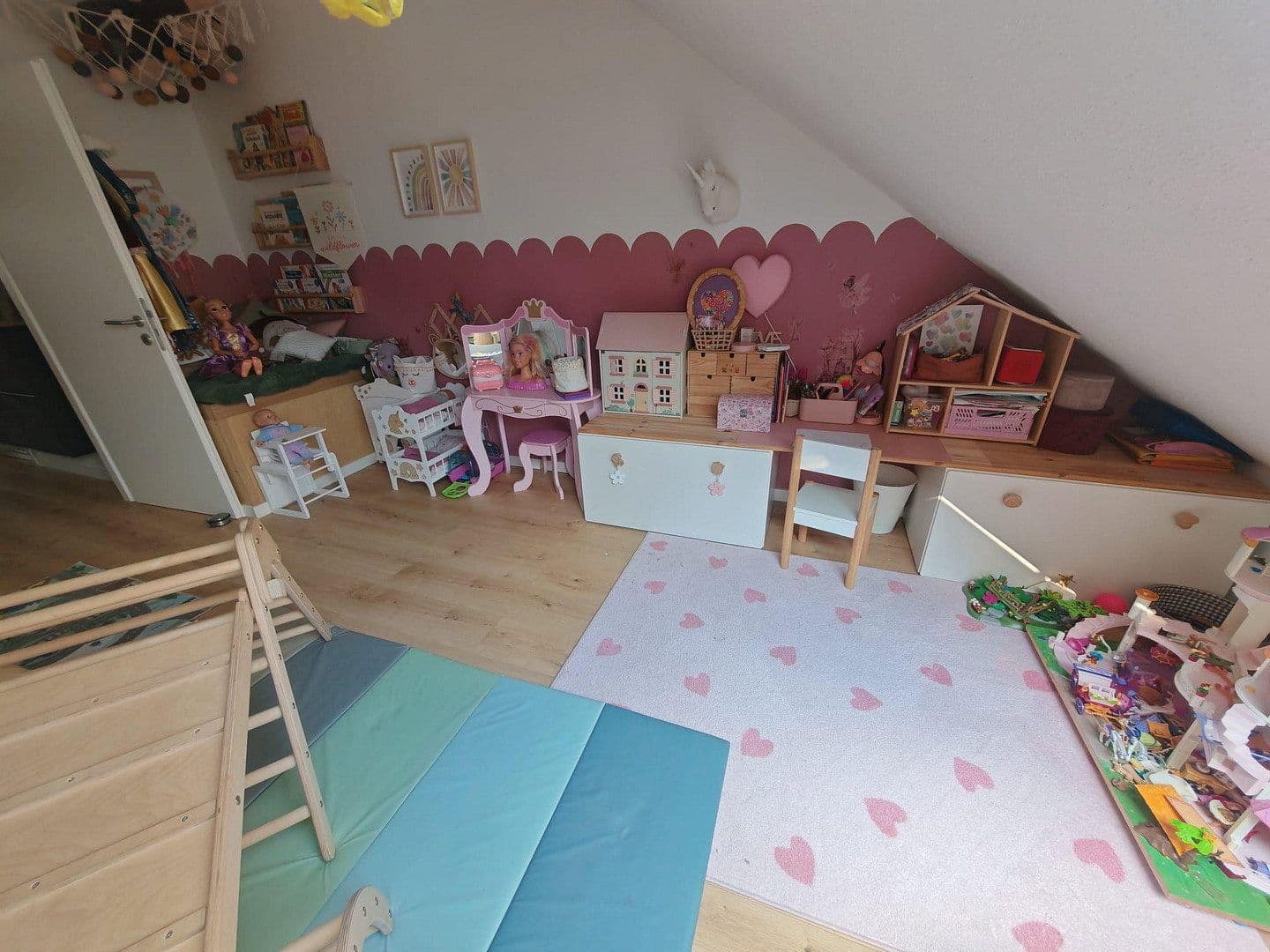 Predaj domu 145 m², pozemek 273 m², Gelsenkirchen, Severné Porýnie - Westfálsko Predaj domu 145 m², pozemek 273 m², Gelsenkirchen, Severné Porýnie - Westfálsko
