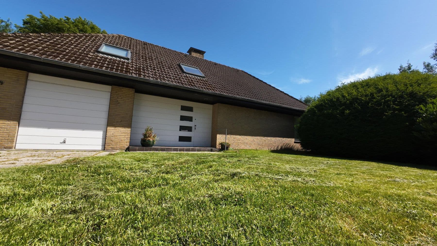 Predaj domu 140 m², pozemek 663 m², Kantstraße 54, Flensburg, Šlezvicko-Holštajnsko Predaj domu 140 m², pozemek 663 m², Kantstraße 54, Flensburg, Šlezvicko-Holštajnsko