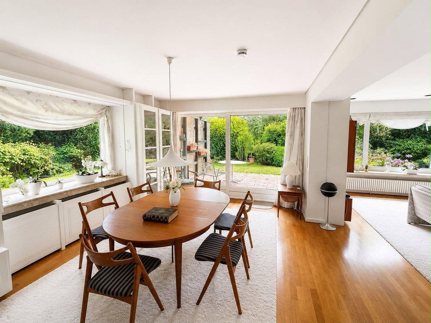 Predaj domu 140 m², pozemek 663 m², Kantstraße 54, Flensburg, Šlezvicko-Holštajnsko Predaj domu 140 m², pozemek 663 m², Kantstraße 54, Flensburg, Šlezvicko-Holštajnsko