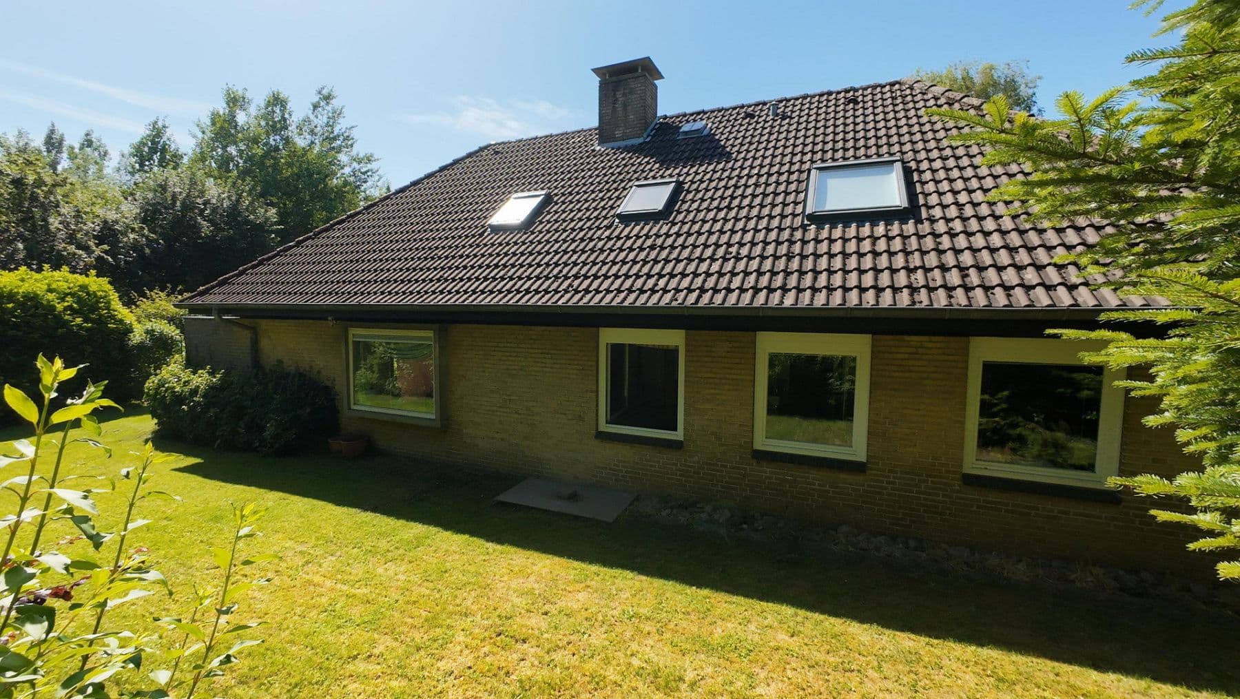 Predaj domu 140 m², pozemek 663 m², Kantstraße 54, Flensburg, Šlezvicko-Holštajnsko Predaj domu 140 m², pozemek 663 m², Kantstraße 54, Flensburg, Šlezvicko-Holštajnsko