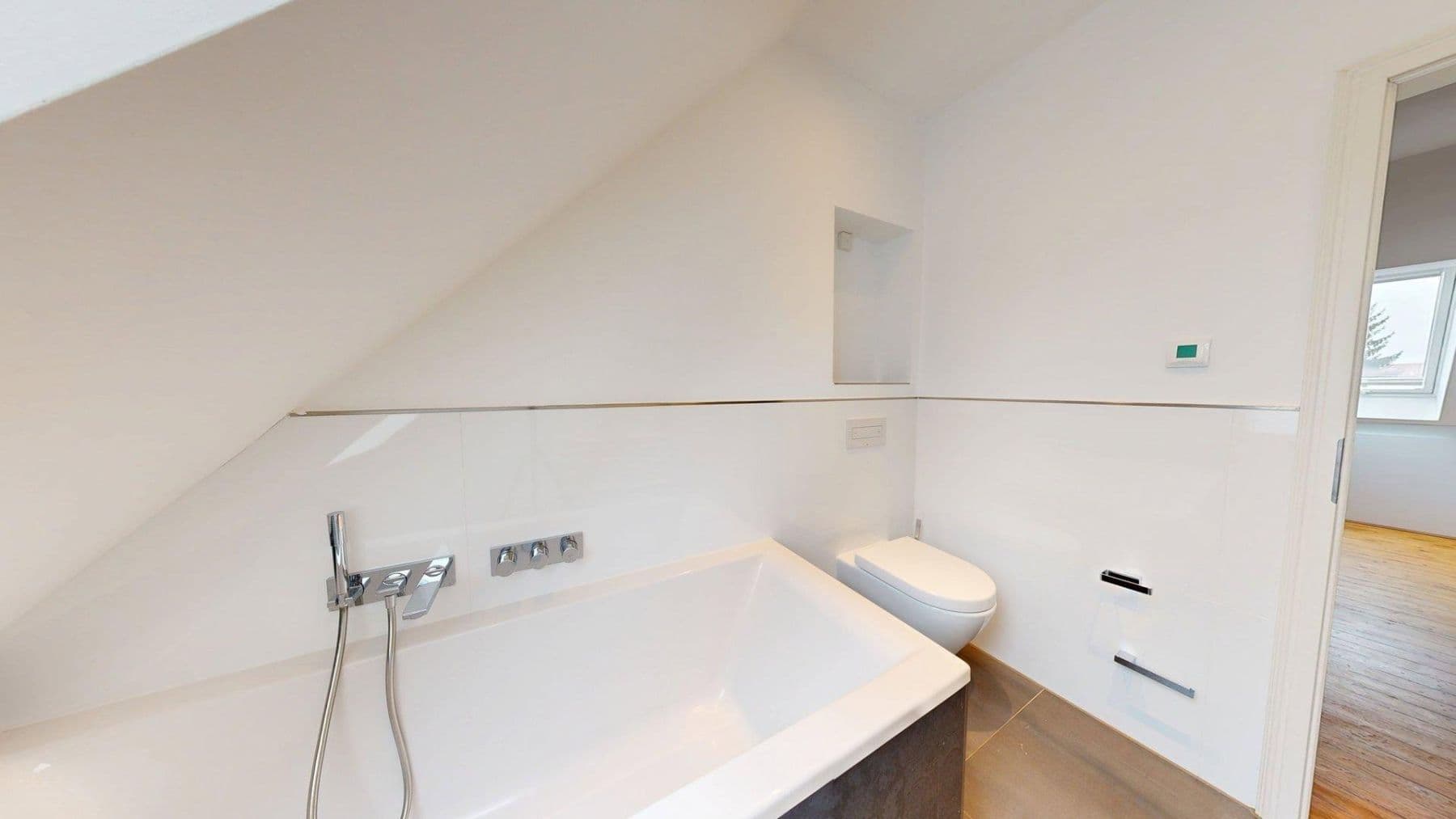 Prenájom domu 170 m², pozemek 184 m², Bremen, Brémy Prenájom domu 170 m², pozemek 184 m², Bremen, Brémy