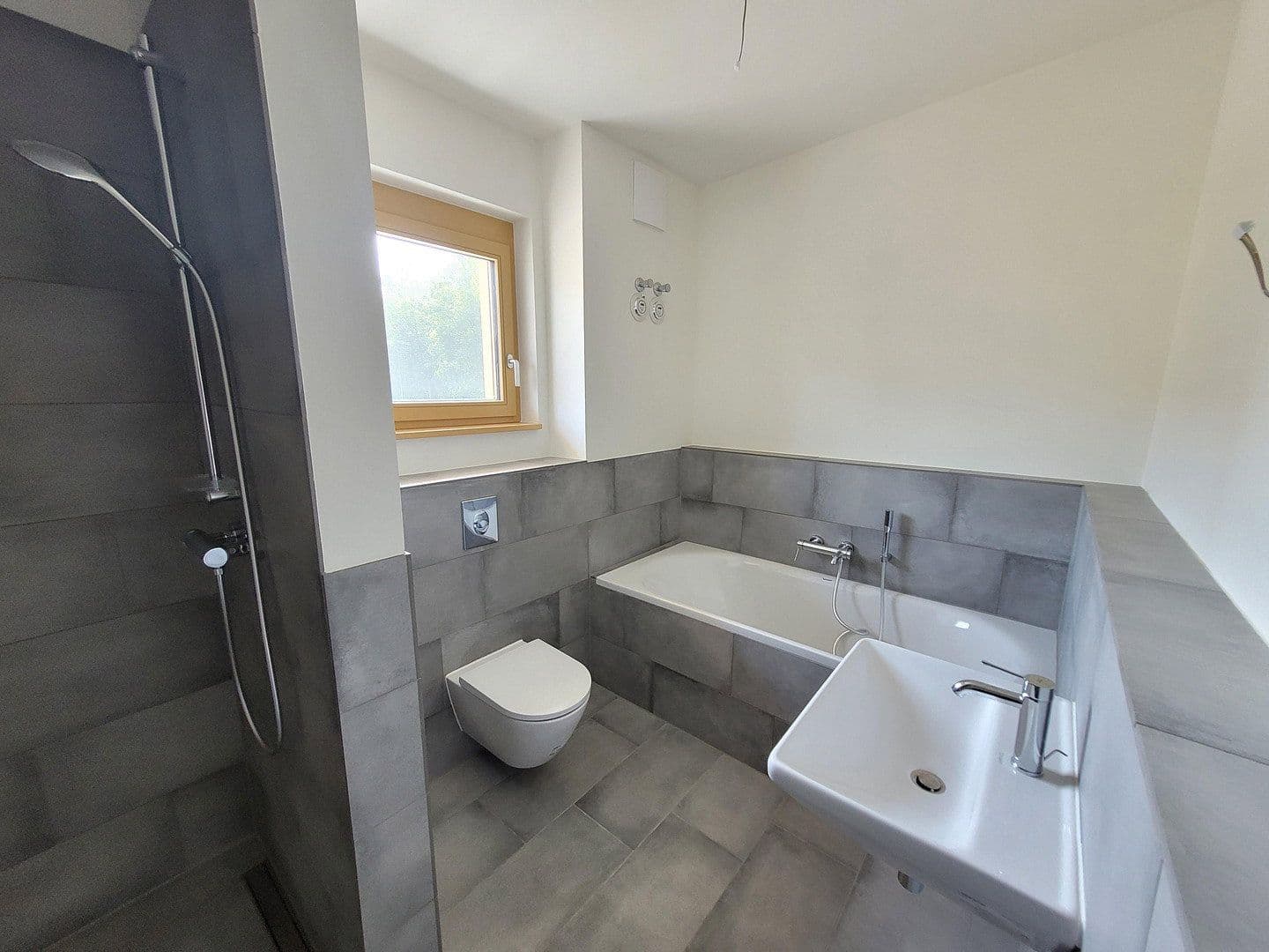 Prenájom bytu 2-izbový 81 m², Hafenstraße 8A, Markkleeberg, Sasko Prenájom bytu 2-izbový 81 m², Hafenstraße 8A, Markkleeberg, Sasko