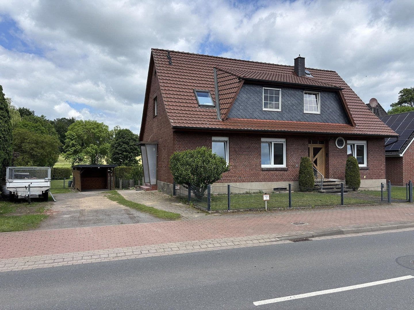 Prenájom bytu 3-izbový 122 m², Rehburger Str. 35, Rehburg-Loccum, Dolné Sasko Prenájom bytu 3-izbový 122 m², Rehburger Str. 35, Rehburg-Loccum, Dolné Sasko