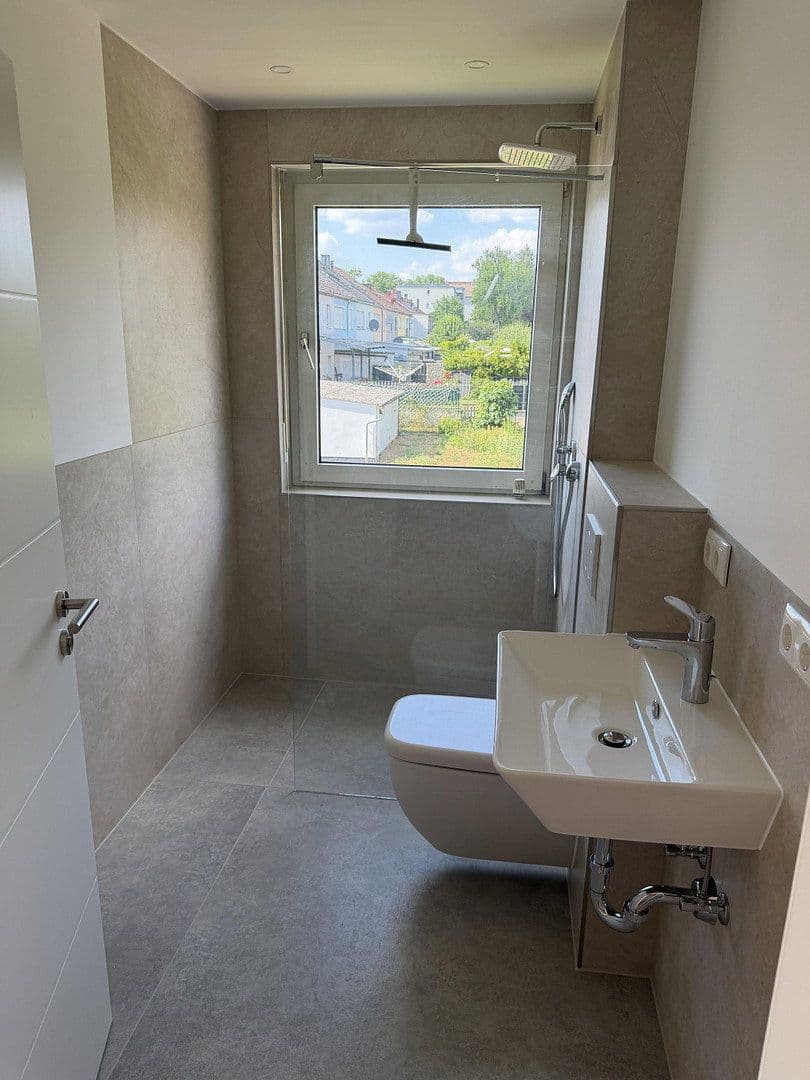 Predaj bytu 5-izbový 120 m², Niederwerrn, Bavorsko Predaj bytu 5-izbový 120 m², Niederwerrn, Bavorsko