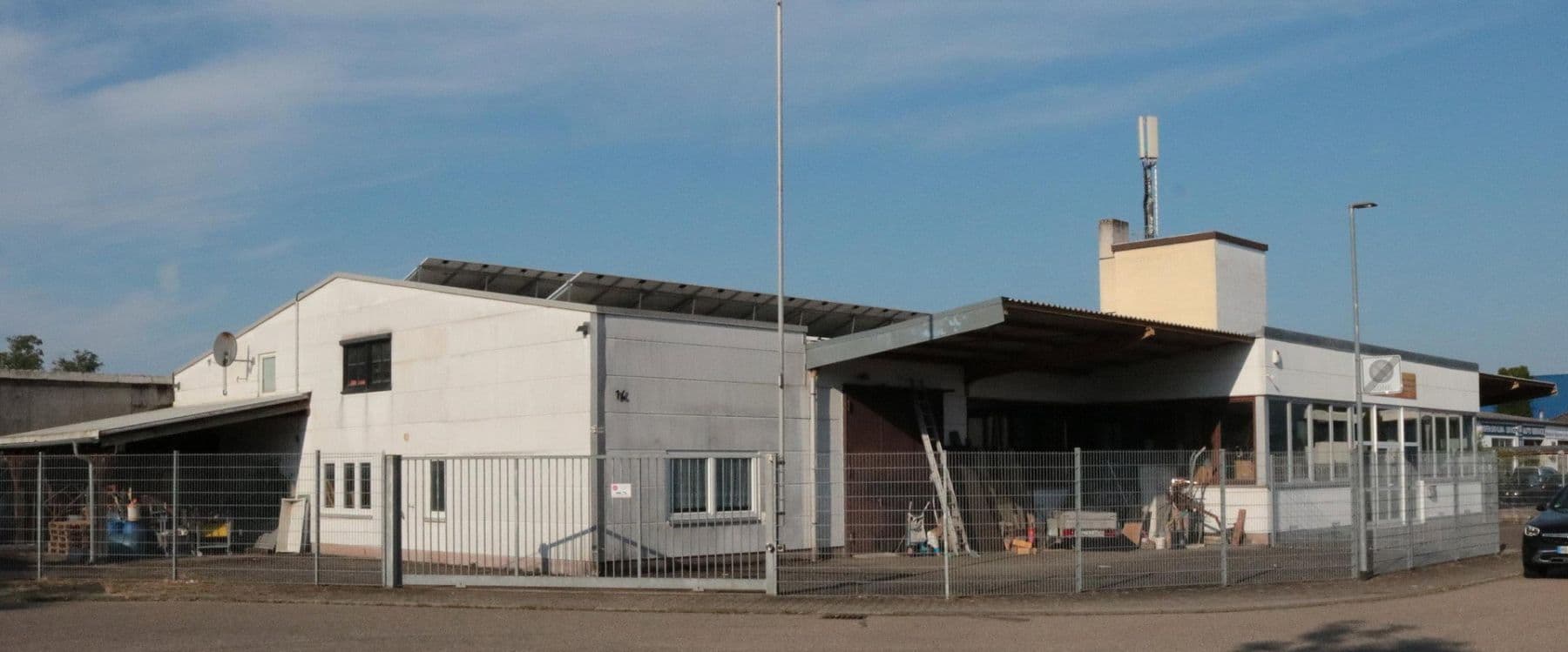 Prenájom nebytového priestoru 1.500 m², Walldorf, Bádensko-Wurttembersko Prenájom nebytového priestoru 1.500 m², Walldorf, Bádensko-Wurttembersko