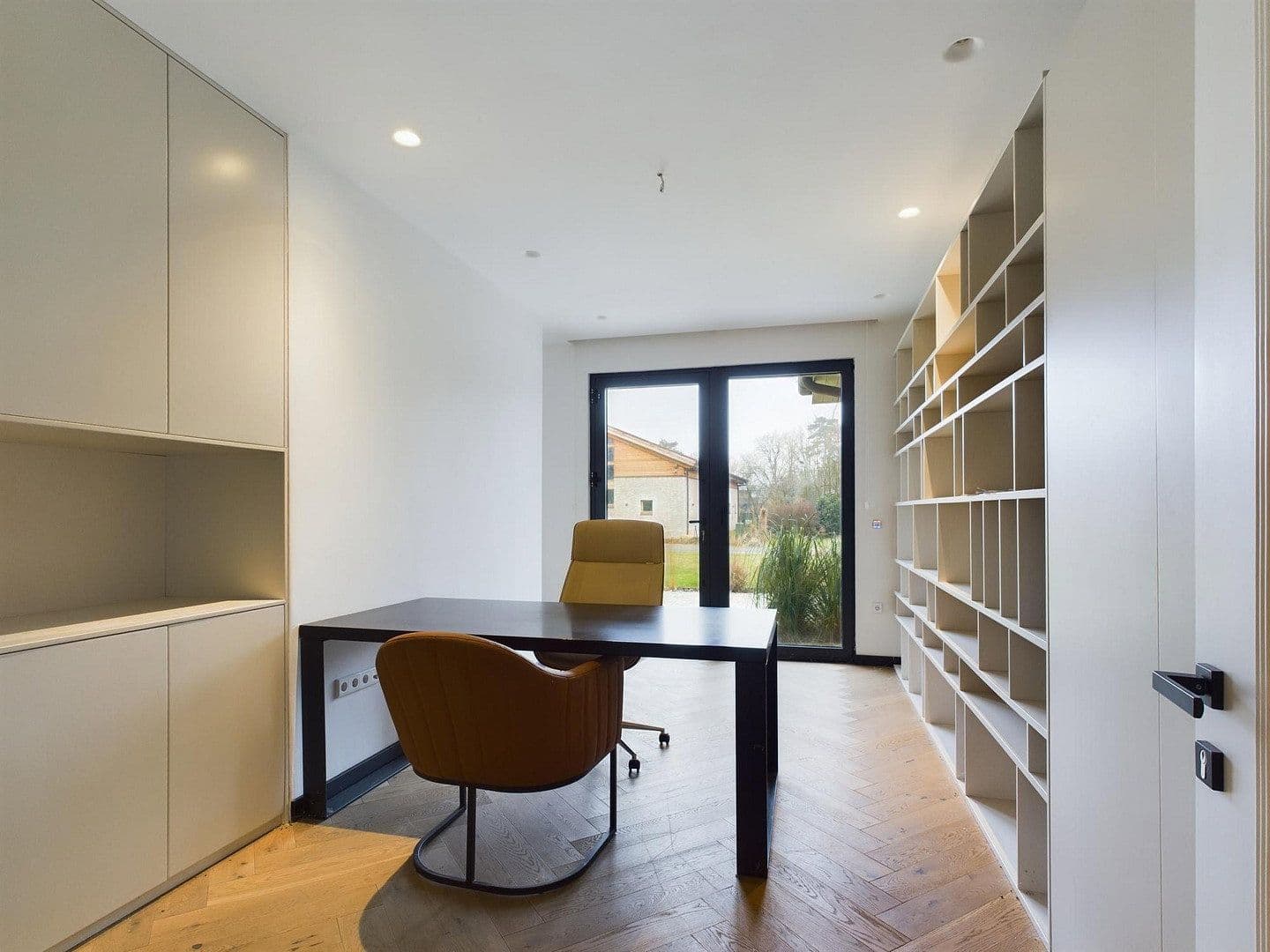 Predaj domu 300 m², pozemek 1.000 m², Wildeshausen, Dolné Sasko Predaj domu 300 m², pozemek 1.000 m², Wildeshausen, Dolné Sasko