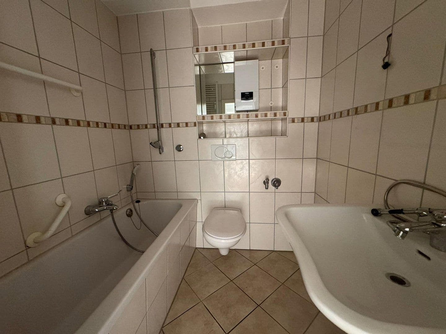 Predaj bytu 4-izbový 121 m², Eisenstraße 11, Düsseldorf, Severné Porýnie - Westfálsko Predaj bytu 4-izbový 121 m², Eisenstraße 11, Düsseldorf, Severné Porýnie - Westfálsko