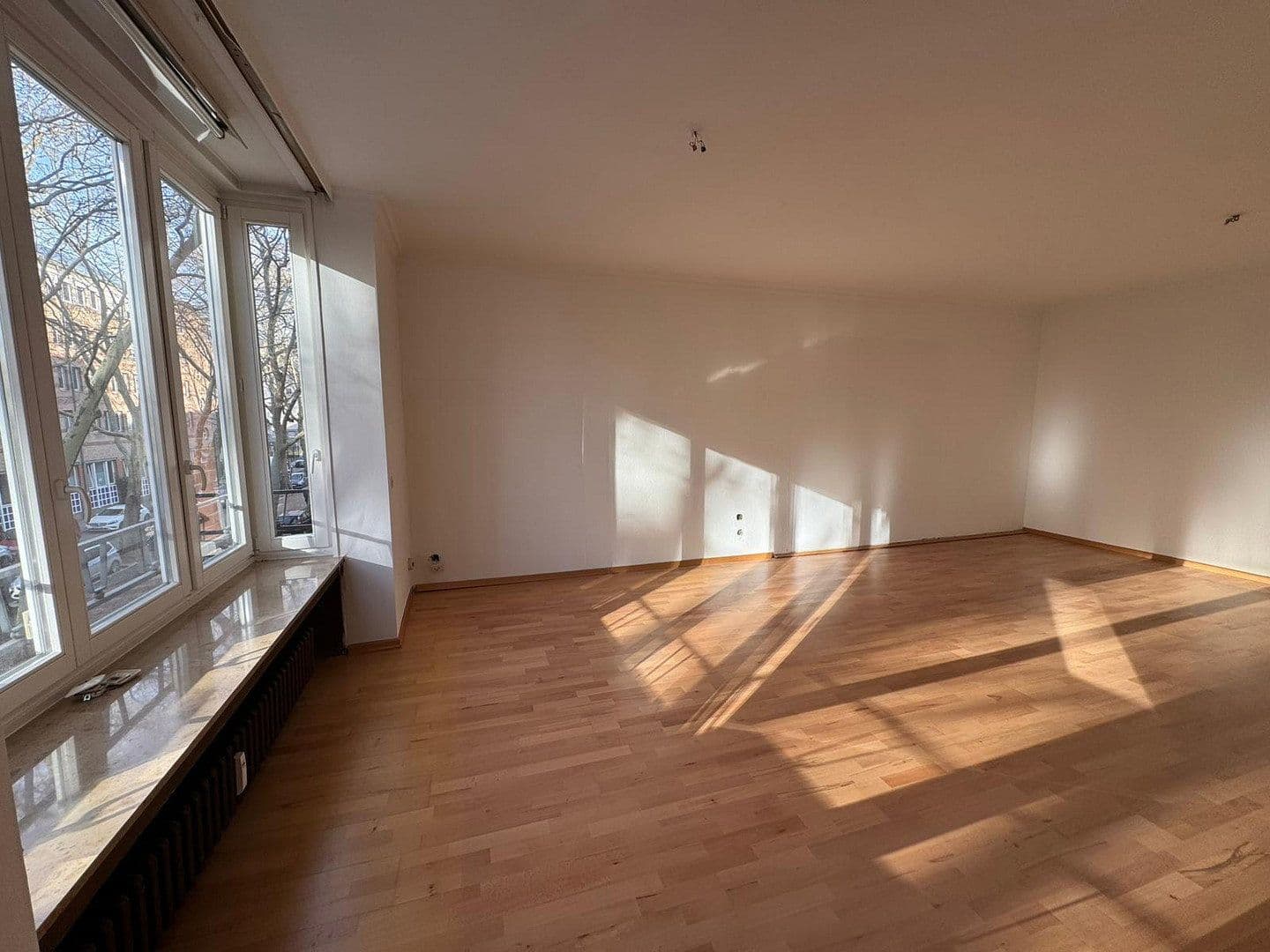 Predaj bytu 4-izbový 121 m², Eisenstraße 11, Düsseldorf, Severné Porýnie - Westfálsko Predaj bytu 4-izbový 121 m², Eisenstraße 11, Düsseldorf, Severné Porýnie - Westfálsko