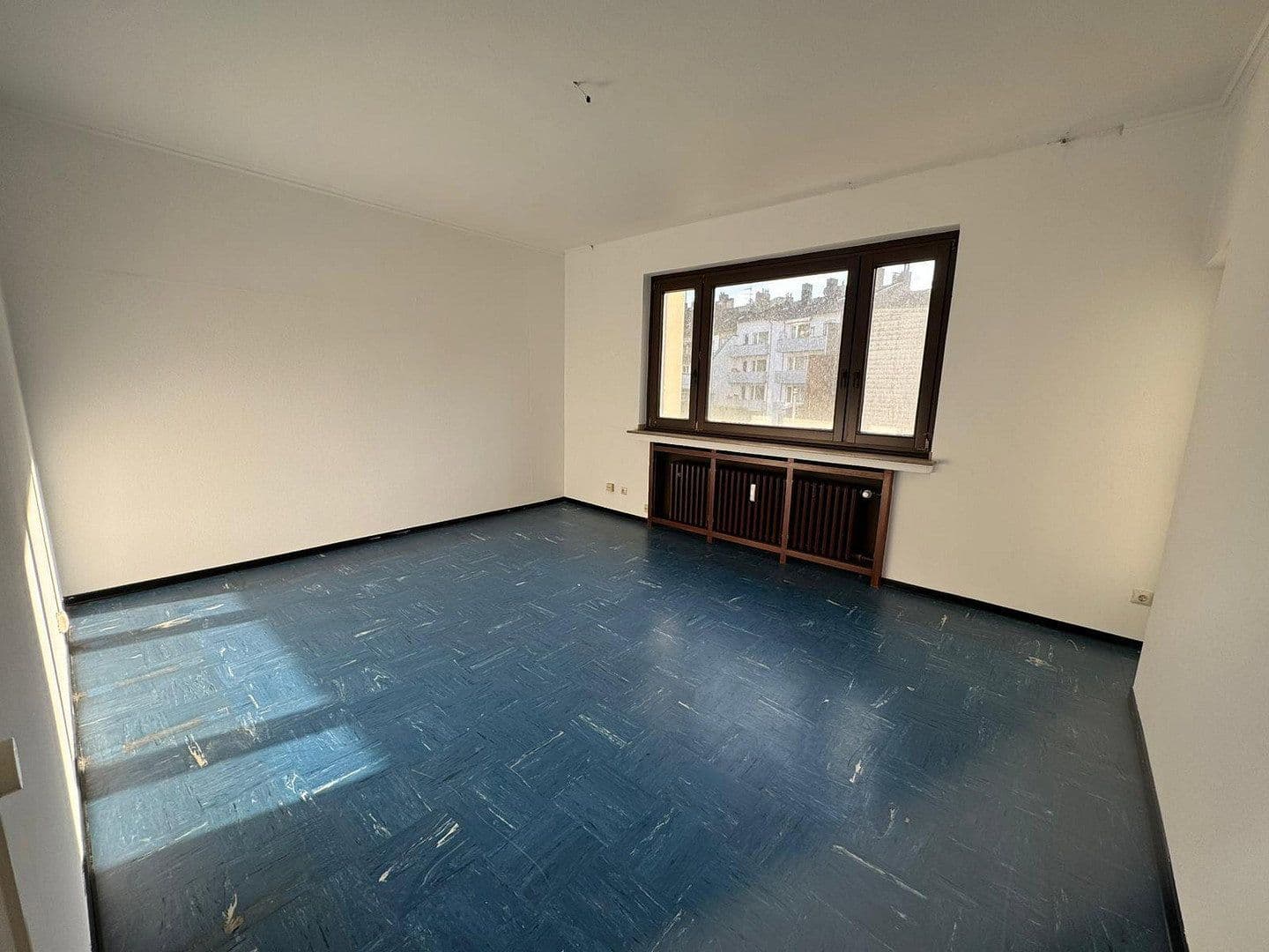Predaj bytu 4-izbový 121 m², Eisenstraße 11, Düsseldorf, Severné Porýnie - Westfálsko Predaj bytu 4-izbový 121 m², Eisenstraße 11, Düsseldorf, Severné Porýnie - Westfálsko