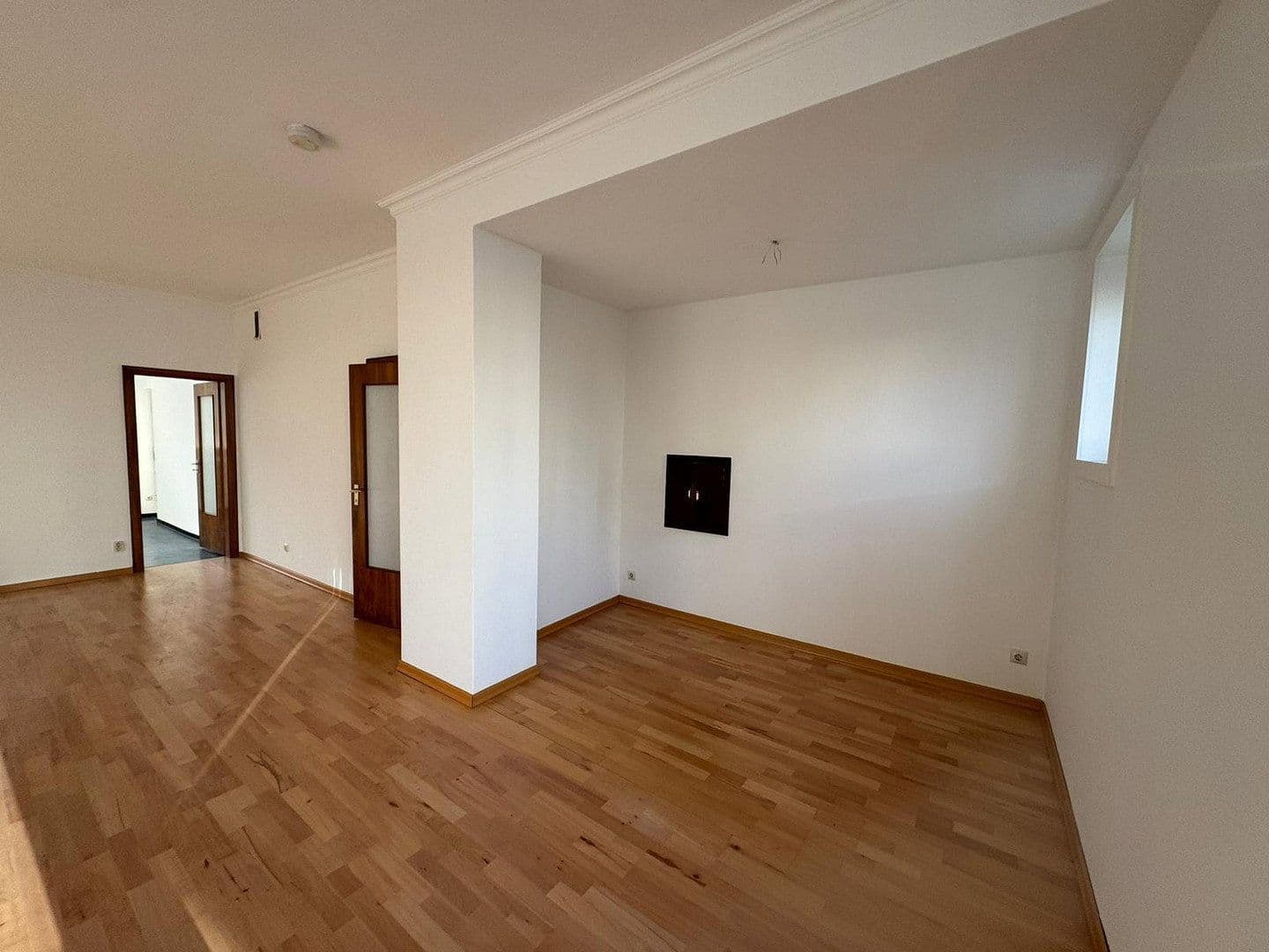 Predaj bytu 4-izbový 121 m², Eisenstraße 11, Düsseldorf, Severné Porýnie - Westfálsko Predaj bytu 4-izbový 121 m², Eisenstraße 11, Düsseldorf, Severné Porýnie - Westfálsko