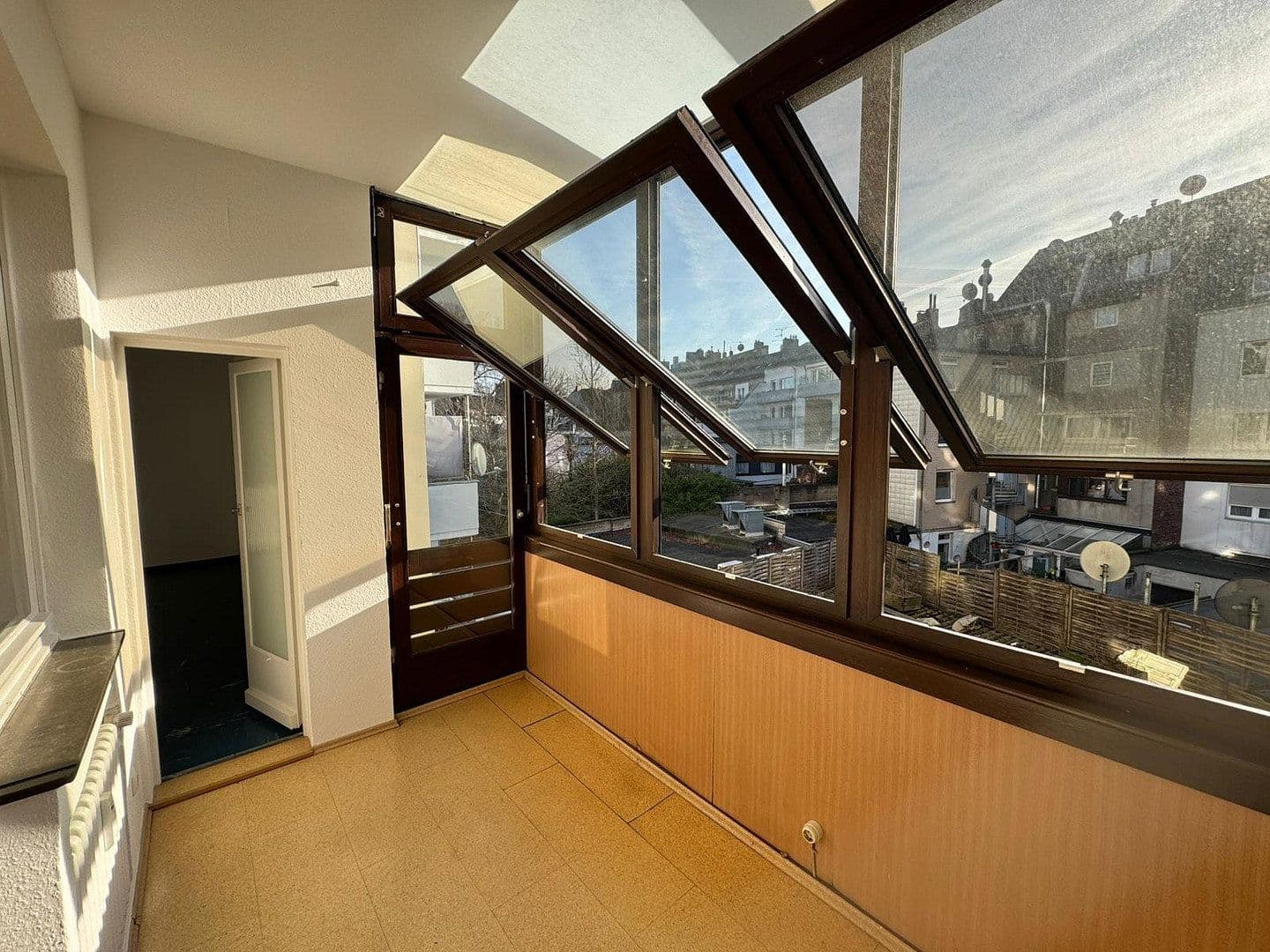 Predaj bytu 4-izbový 121 m², Eisenstraße 11, Düsseldorf, Severné Porýnie - Westfálsko Predaj bytu 4-izbový 121 m², Eisenstraße 11, Düsseldorf, Severné Porýnie - Westfálsko