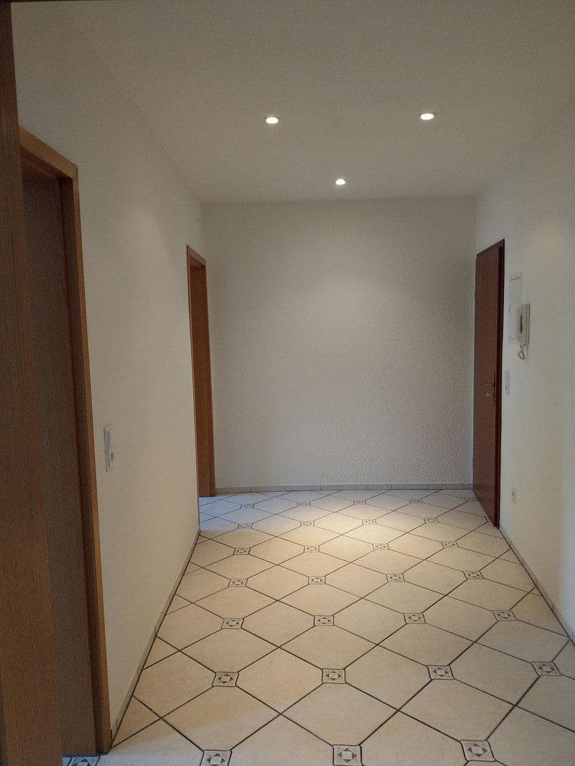 Prenájom bytu 2-izbový 61 m², Rudolf-Breitscheid-Straße 21, Lichtenstein/Sachsen, Sasko Prenájom bytu 2-izbový 61 m², Rudolf-Breitscheid-Straße 21, Lichtenstein/Sachsen, Sasko