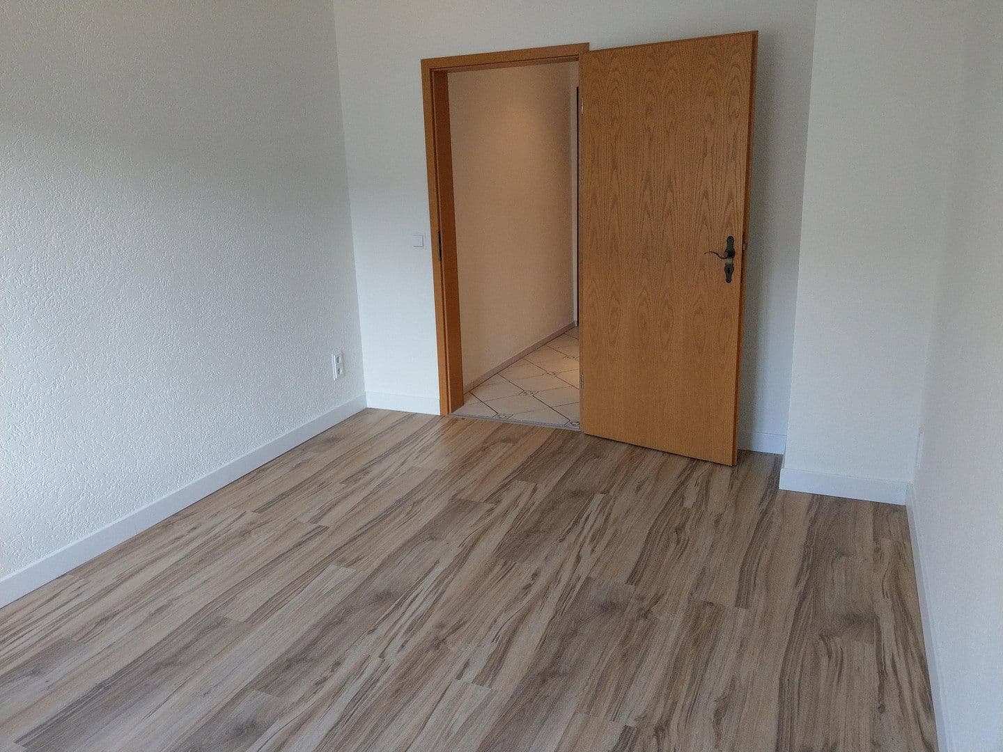 Prenájom bytu 2-izbový 61 m², Rudolf-Breitscheid-Straße 21, Lichtenstein/Sachsen, Sasko Prenájom bytu 2-izbový 61 m², Rudolf-Breitscheid-Straße 21, Lichtenstein/Sachsen, Sasko