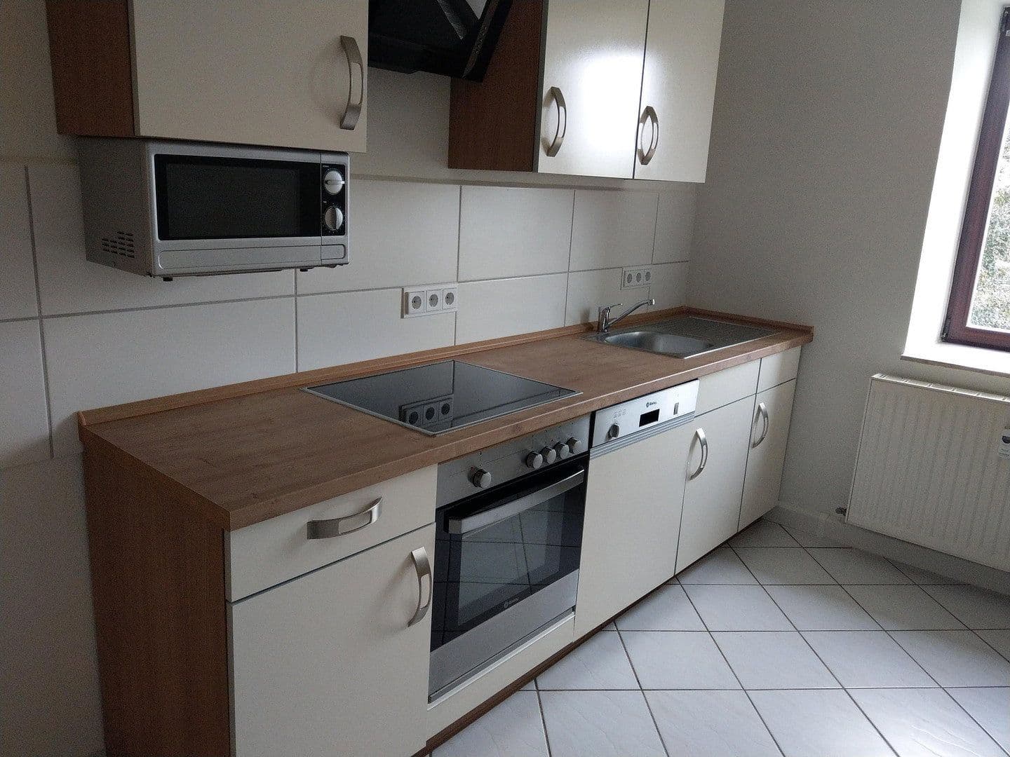 Prenájom bytu 2-izbový 61 m², Rudolf-Breitscheid-Straße 21, Lichtenstein/Sachsen, Sasko Prenájom bytu 2-izbový 61 m², Rudolf-Breitscheid-Straße 21, Lichtenstein/Sachsen, Sasko