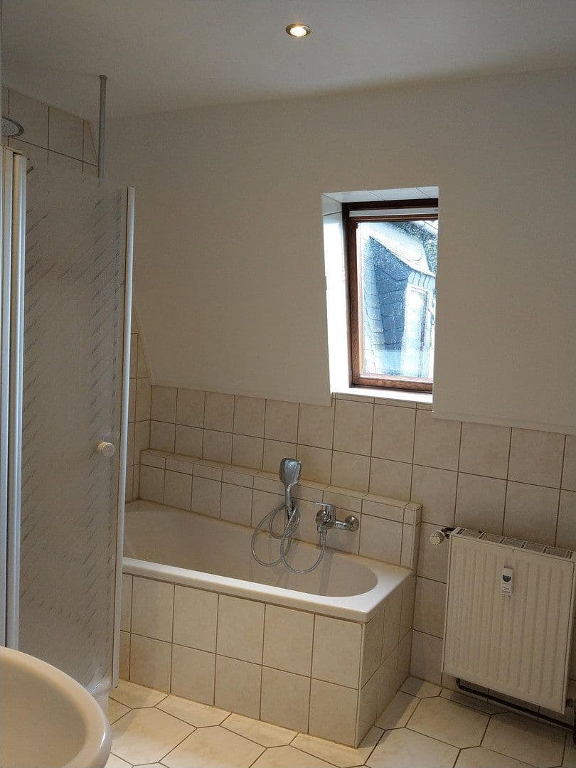 Prenájom bytu 2-izbový 61 m², Rudolf-Breitscheid-Straße 21, Lichtenstein/Sachsen, Sasko Prenájom bytu 2-izbový 61 m², Rudolf-Breitscheid-Straße 21, Lichtenstein/Sachsen, Sasko