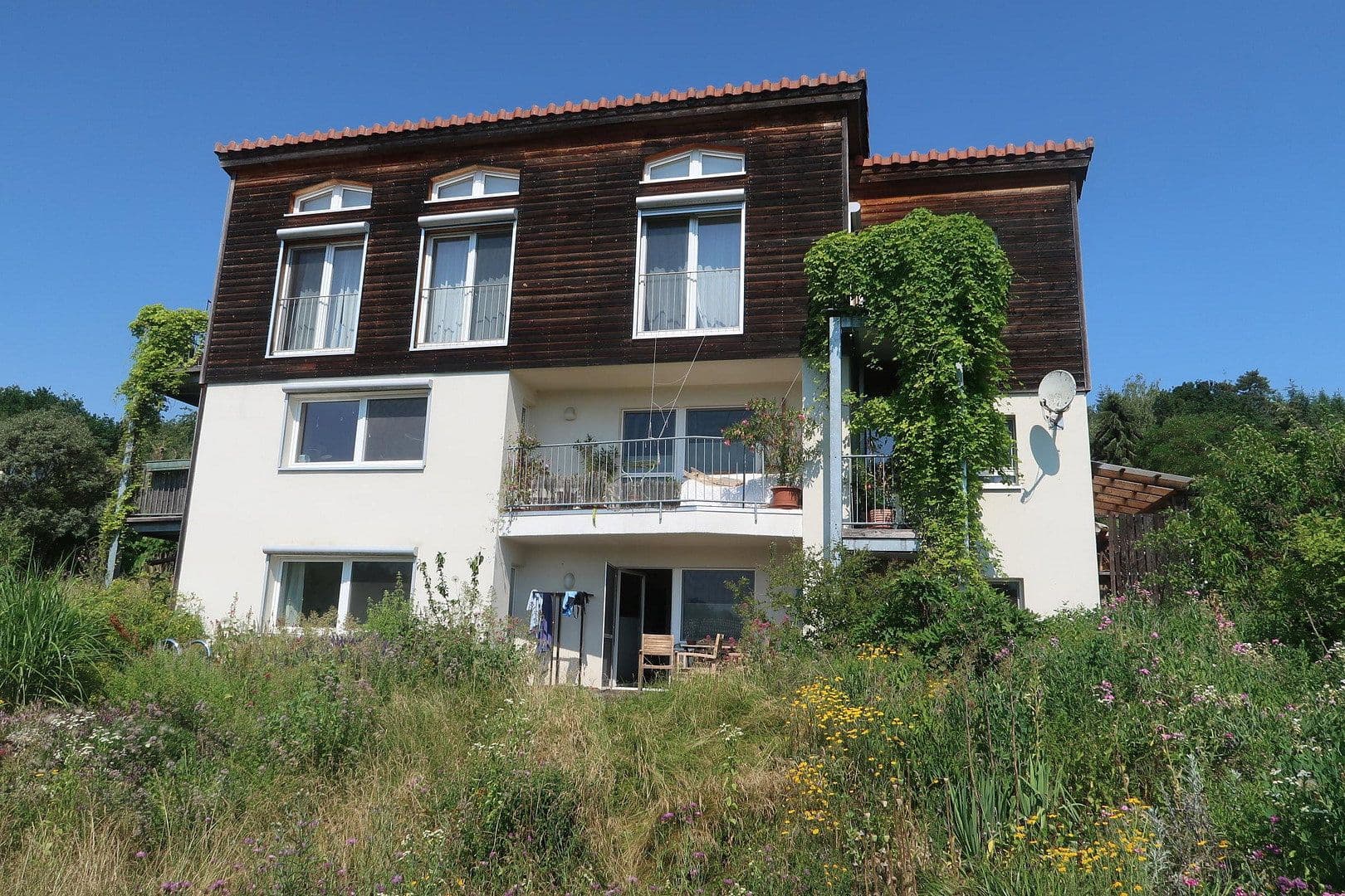 Predaj domu 221 m², pozemek 791 m², Langgöns, Hesensko Predaj domu 221 m², pozemek 791 m², Langgöns, Hesensko