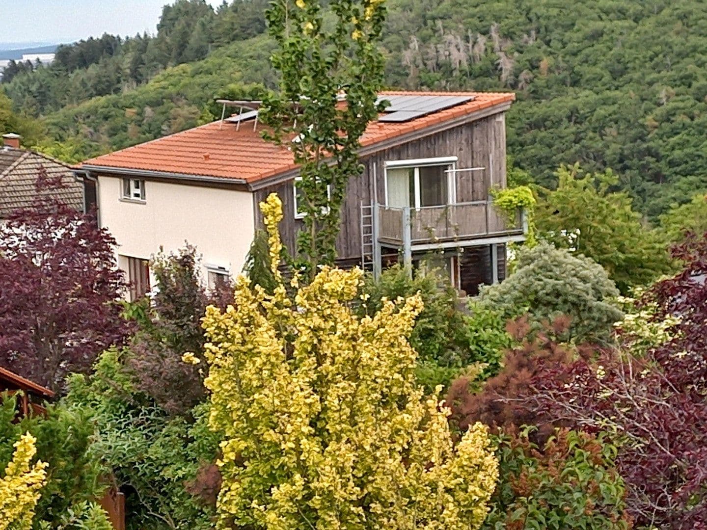 Predaj domu 221 m², pozemek 791 m², Langgöns, Hesensko Predaj domu 221 m², pozemek 791 m², Langgöns, Hesensko