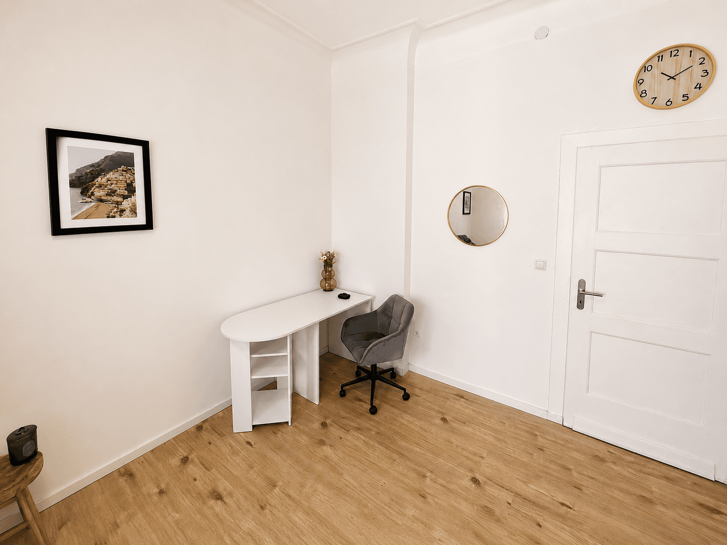 Prenájom bytu 20 m², Düsseldorf, Severné Porýnie - Westfálsko Prenájom bytu 20 m², Düsseldorf, Severné Porýnie - Westfálsko