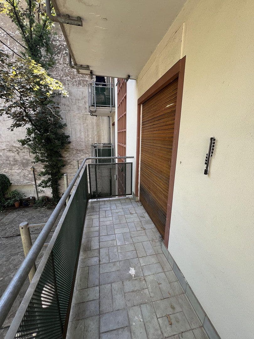 Prenájom bytu 4-izbový 85 m², B2, 11, Mannheim, Bádensko-Wurttembersko Prenájom bytu 4-izbový 85 m², B2, 11, Mannheim, Bádensko-Wurttembersko
