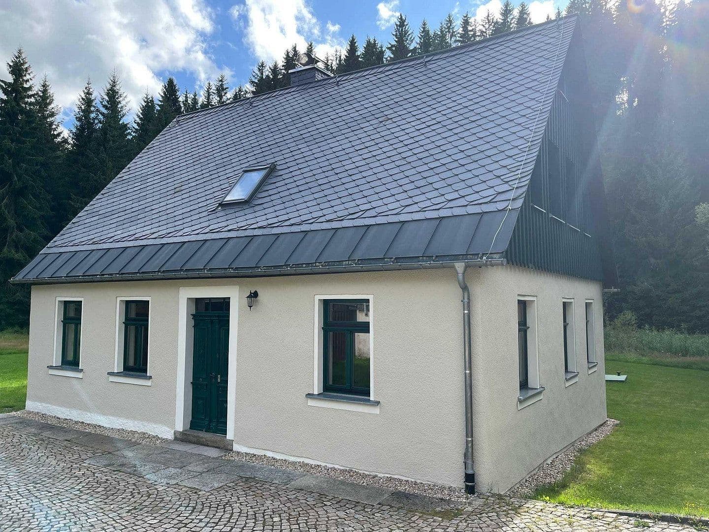Predaj domu 268 m², pozemek 10.001 m², Eibenstock, Sasko Predaj domu 268 m², pozemek 10.001 m², Eibenstock, Sasko