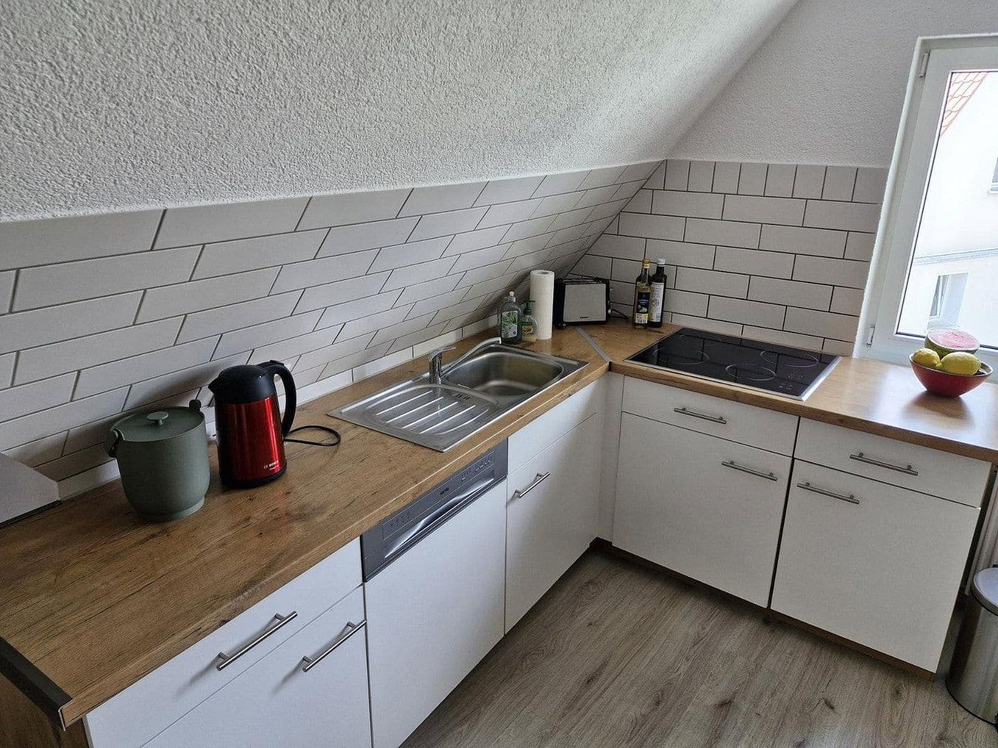 Prenájom bytu 2-izbový 65 m², Löhrstraße 3, Trossingen, Bádensko-Wurttembersko Prenájom bytu 2-izbový 65 m², Löhrstraße 3, Trossingen, Bádensko-Wurttembersko