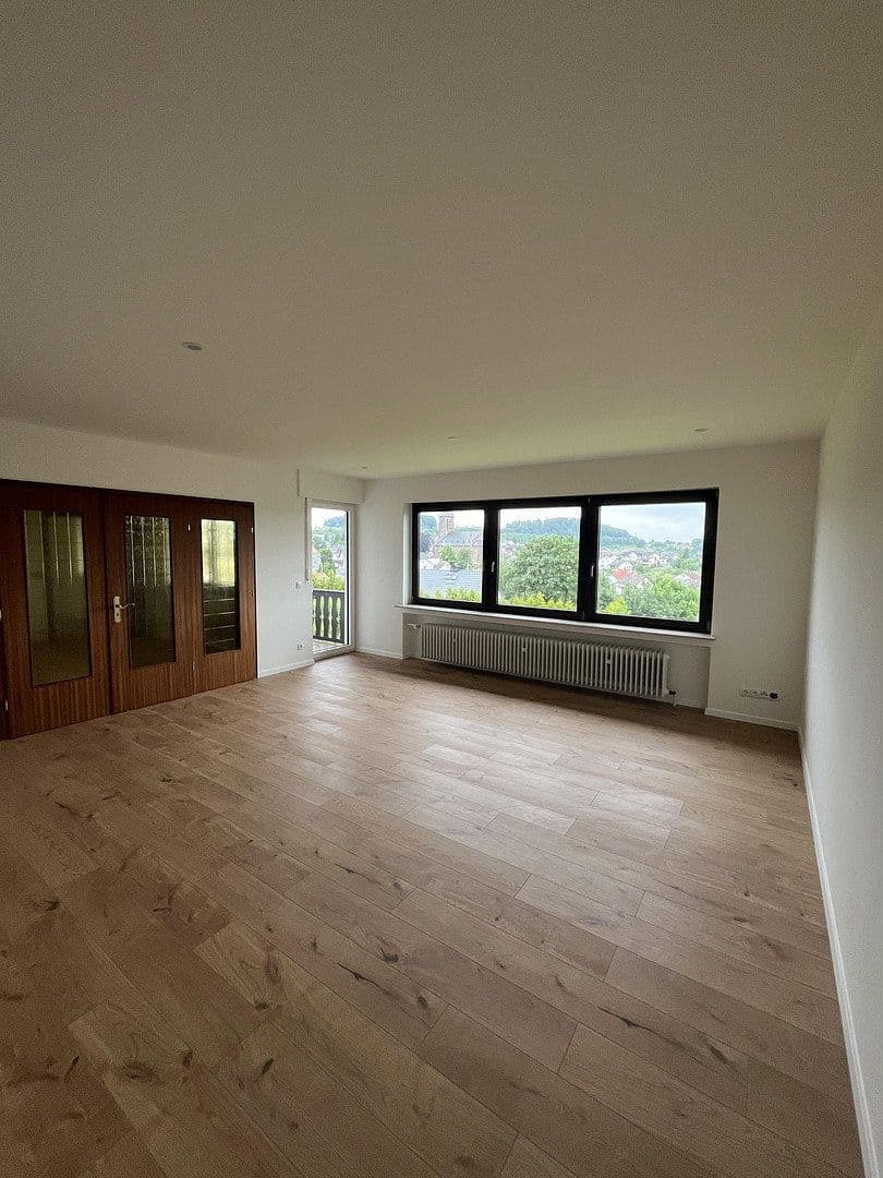 Prenájom bytu 4-izbový 119 m², Moselstraße 9, Nentershausen, Porýnie-Falcko Prenájom bytu 4-izbový 119 m², Moselstraße 9, Nentershausen, Porýnie-Falcko
