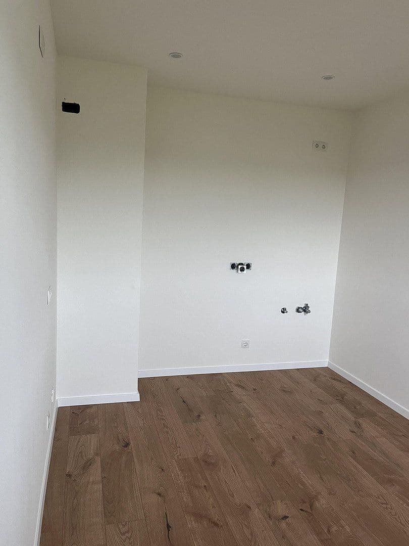 Prenájom bytu 4-izbový 119 m², Moselstraße 9, Nentershausen, Porýnie-Falcko Prenájom bytu 4-izbový 119 m², Moselstraße 9, Nentershausen, Porýnie-Falcko