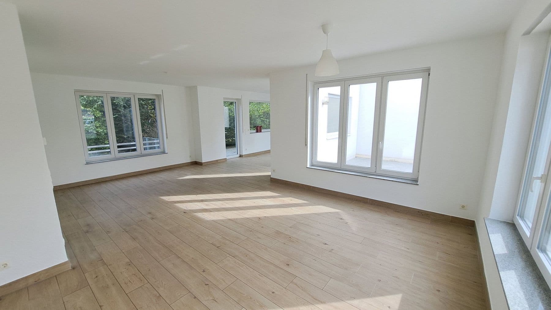 Prenájom domu 206 m², pozemok 265 m², Am Dreispitz 30, Aschaffenburg, Bavorsko Prenájom domu 206 m², pozemok 265 m², Am Dreispitz 30, Aschaffenburg, Bavorsko