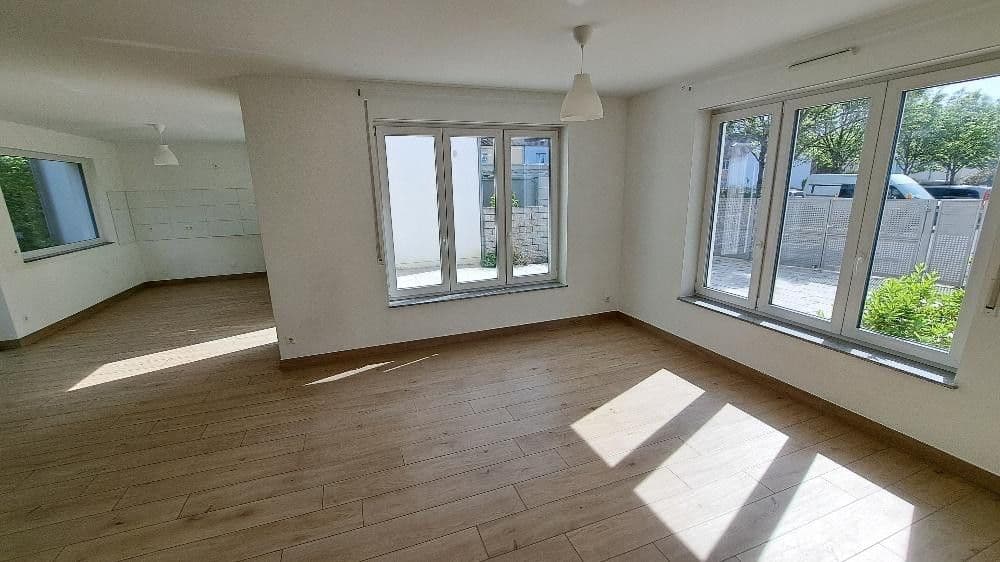 Prenájom domu 206 m², pozemek 265 m², Am Dreispitz 30, Aschaffenburg, Bavorsko Prenájom domu 206 m², pozemek 265 m², Am Dreispitz 30, Aschaffenburg, Bavorsko