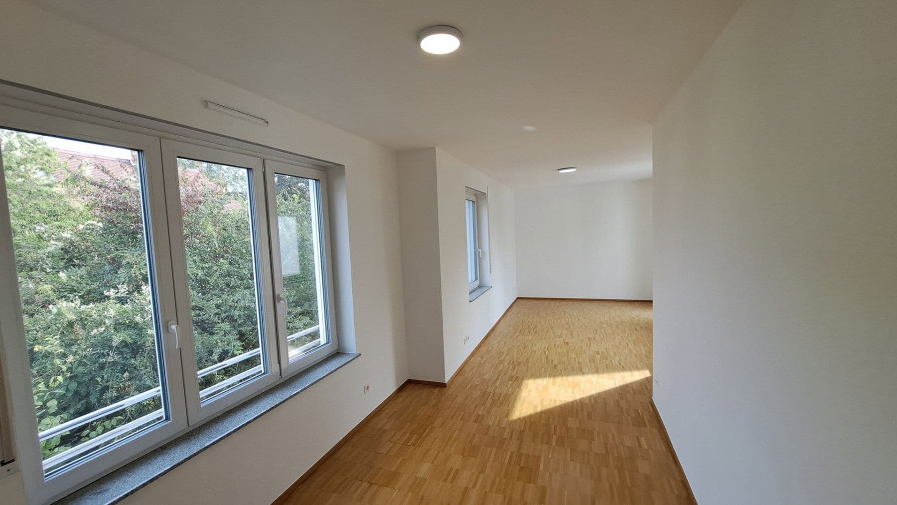 Prenájom domu 206 m², pozemok 265 m², Am Dreispitz 30, Aschaffenburg, Bavorsko Prenájom domu 206 m², pozemok 265 m², Am Dreispitz 30, Aschaffenburg, Bavorsko