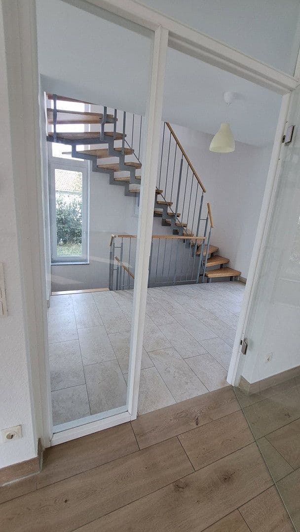Prenájom domu 206 m², pozemok 265 m², Am Dreispitz 30, Aschaffenburg, Bavorsko Prenájom domu 206 m², pozemok 265 m², Am Dreispitz 30, Aschaffenburg, Bavorsko