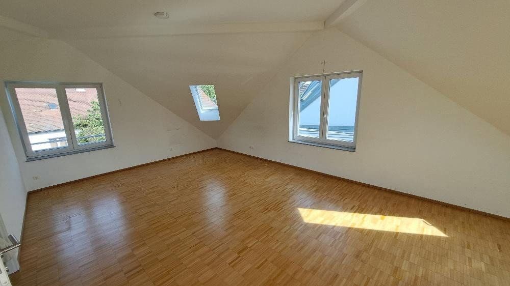Prenájom domu 206 m², pozemek 265 m², Am Dreispitz 30, Aschaffenburg, Bavorsko Prenájom domu 206 m², pozemek 265 m², Am Dreispitz 30, Aschaffenburg, Bavorsko
