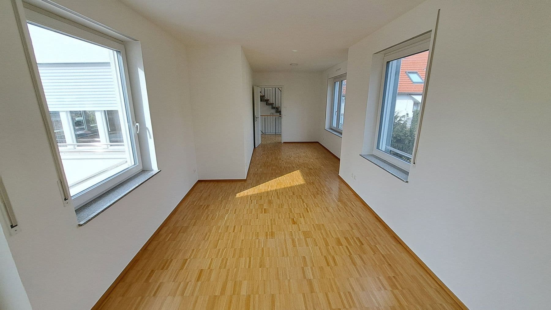 Prenájom domu 206 m², pozemok 265 m², Am Dreispitz 30, Aschaffenburg, Bavorsko Prenájom domu 206 m², pozemok 265 m², Am Dreispitz 30, Aschaffenburg, Bavorsko