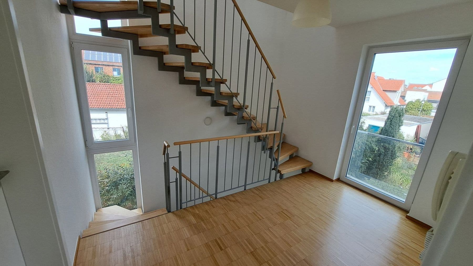 Prenájom domu 206 m², pozemok 265 m², Am Dreispitz 30, Aschaffenburg, Bavorsko Prenájom domu 206 m², pozemok 265 m², Am Dreispitz 30, Aschaffenburg, Bavorsko