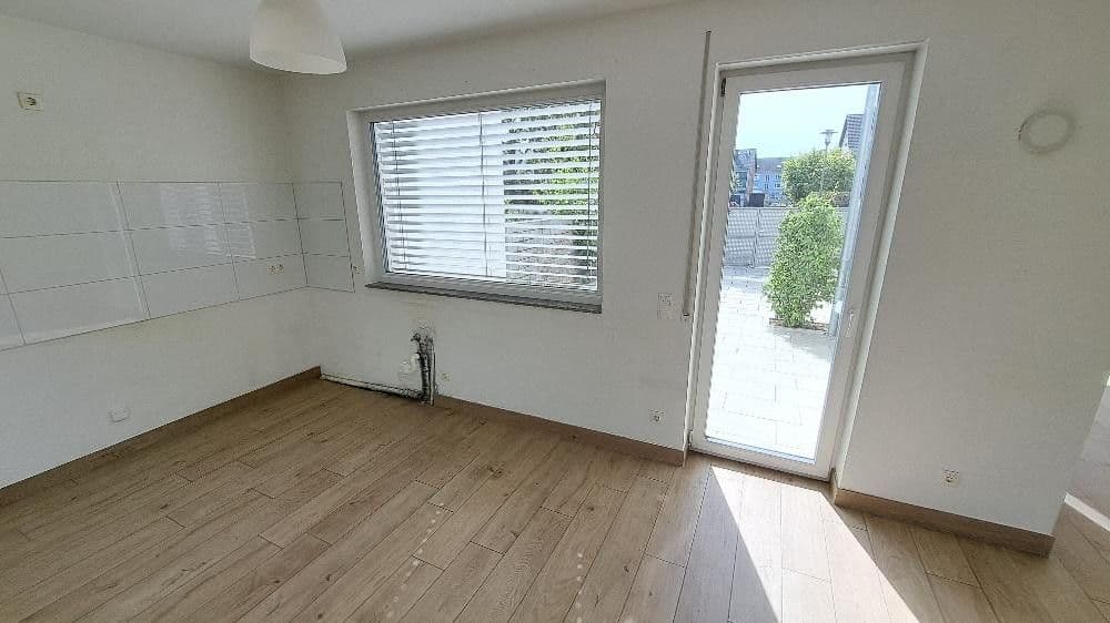 Prenájom domu 206 m², pozemek 265 m², Am Dreispitz 30, Aschaffenburg, Bavorsko Prenájom domu 206 m², pozemek 265 m², Am Dreispitz 30, Aschaffenburg, Bavorsko