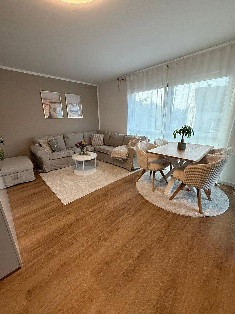 Prenájom bytu 3-izbový 72 m², Garbsen, Dolné Sasko Prenájom bytu 3-izbový 72 m², Garbsen, Dolné Sasko