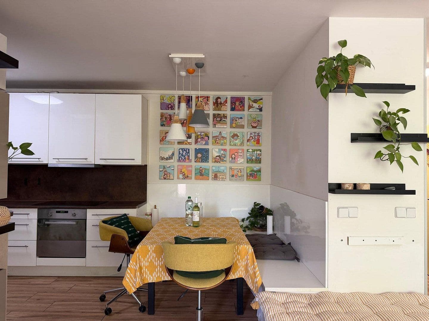Prenájom bytu 3-izbový 75 m², Berlin, Berlín Prenájom bytu 3-izbový 75 m², Berlin, Berlín